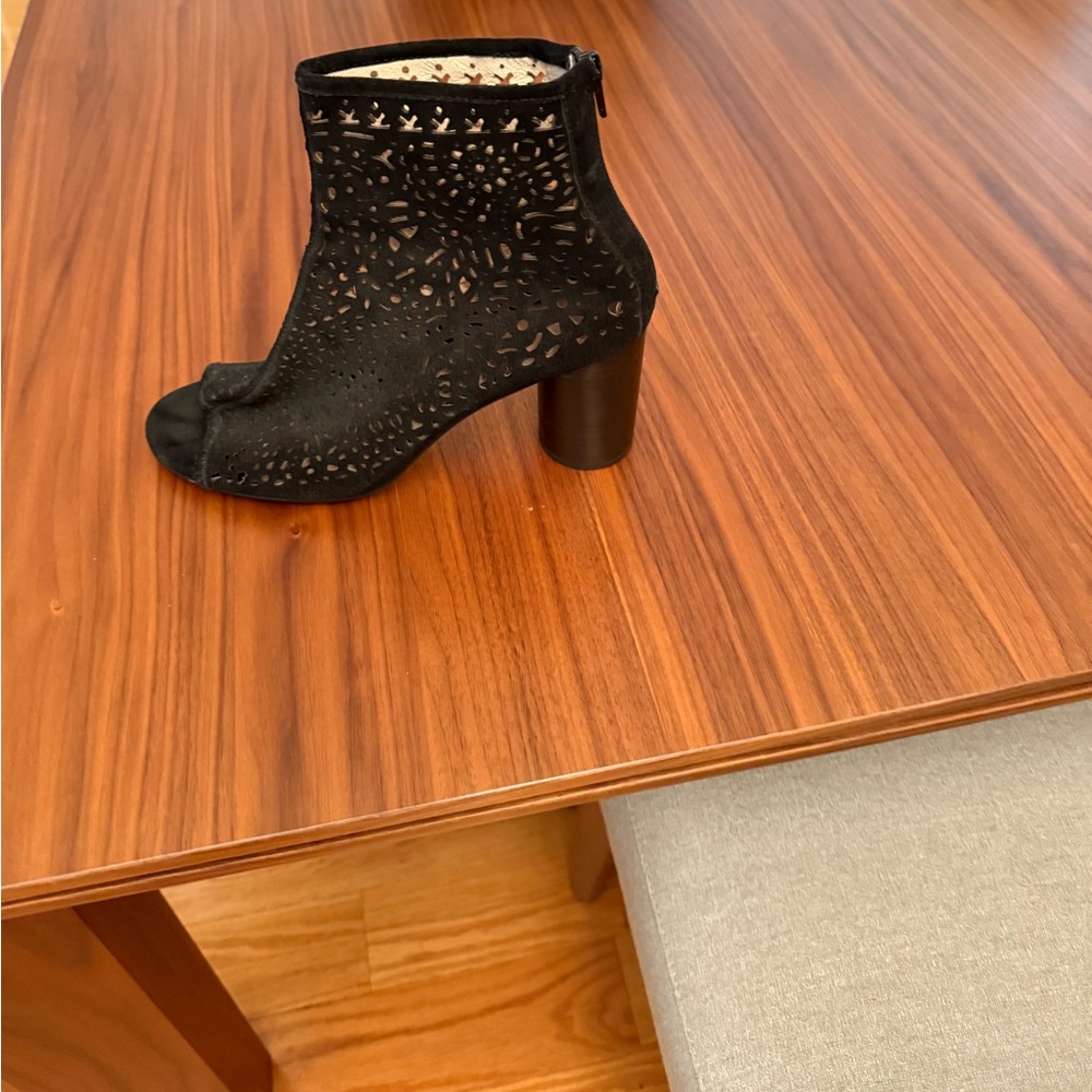 Black Peep-Toe Ankle Boots by Gianni Bini